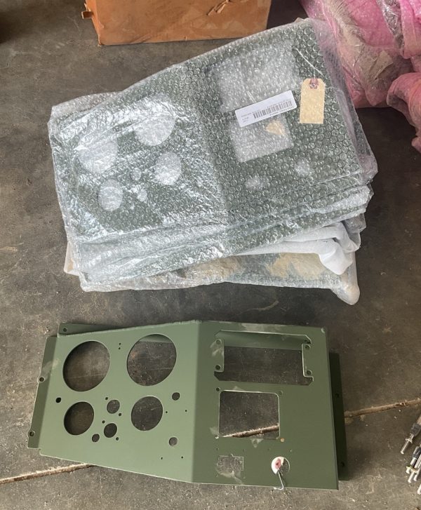 Middle Dash Panel for M1161 & M1163 Growler